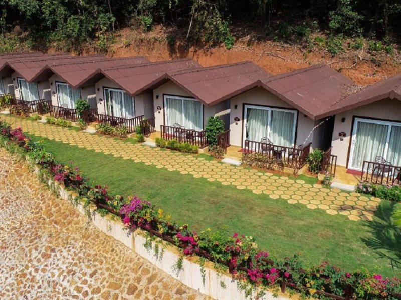 מלון גוקרנה Stone Wood Premier Gokarna מראה חיצוני תמונה